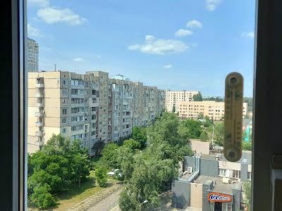 квартира по адресу Героев Днепра ул., 49