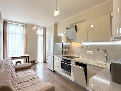 квартира за адресою Регенераторна вул., 4