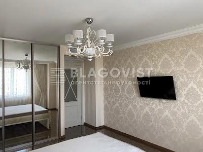 квартира по адресу Дмитриевская ул., 75