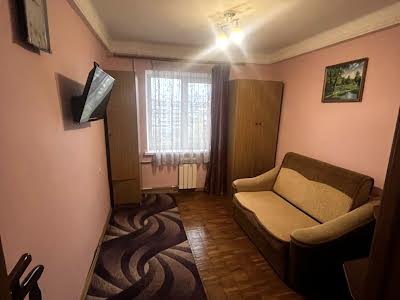 квартира по адресу Ивана Миколайчука ул. (Серафимовича), 17/2