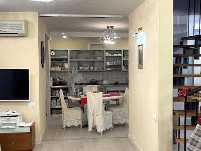 квартира за адресою Драгоманова вул., 17