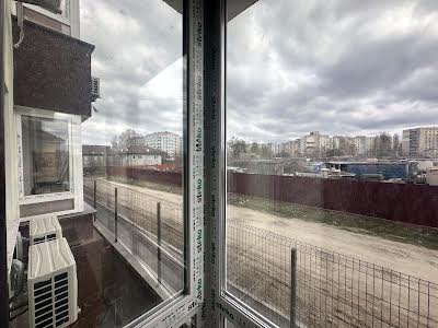 квартира по адресу Івана Білика ул. (Яблунева), 11