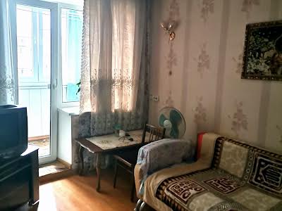 квартира за адресою Котляревського вул., 11
