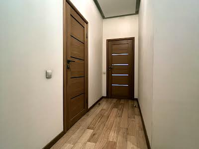 квартира за адресою Андрія Верхогляда вул. (Михайла Драгомирова), 5