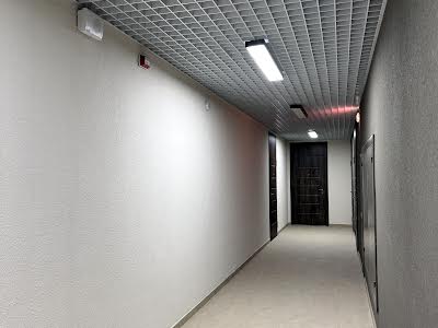 квартира за адресою Дніпровська набережна вул.