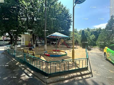 квартира по адресу Переяславская ул., 23