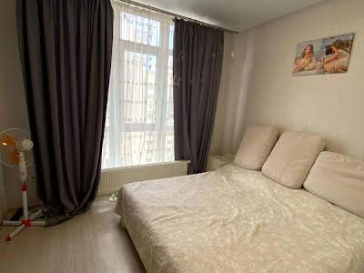 квартира за адресою Михайла Грушевського вул., 30г