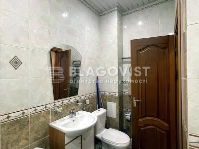 квартира за адресою Дмитрівська вул., 9-11