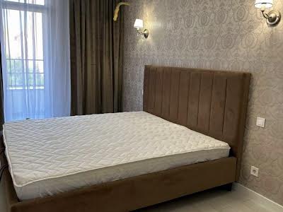 квартира за адресою Регенераторна вул., 4