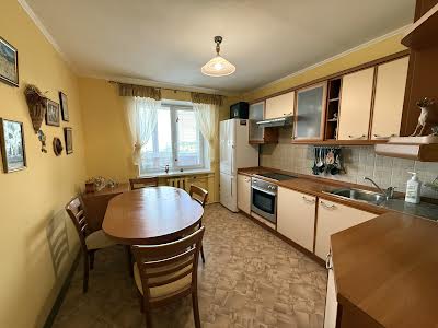 квартира за адресою Братів Зерових вул. (Червонопартизанська), 14-Б