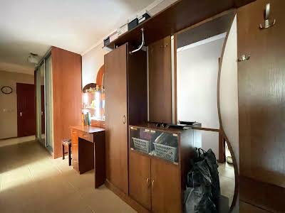 квартира за адресою Лесі Українки вул., 33