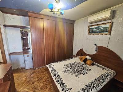 квартира за адресою Ревуцького вул., 29