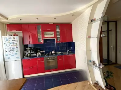 квартира по адресу Метростроителей ул., 27