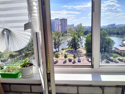 квартира за адресою Ревуцького вул., 5
