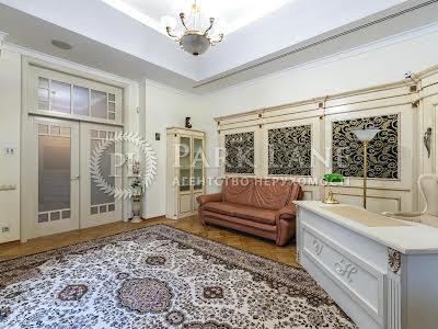 квартира по адресу Малая Житомирская ул., 5