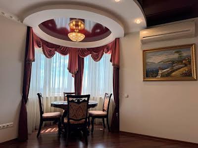 квартира за адресою Верховинна вул., 37