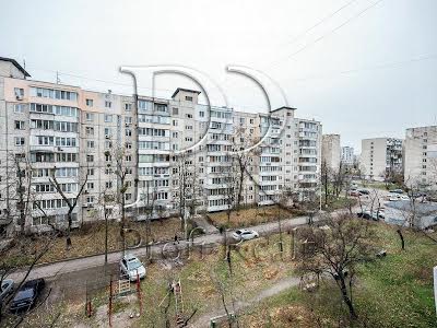 квартира по адресу Березняковская ул., 22