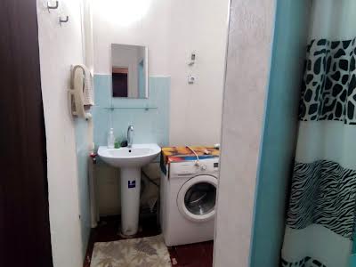 квартира за адресою Роганська вул., 152