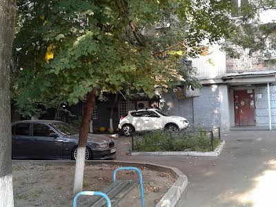 квартира за адресою Велика Васильківська вул. (Червоноармійська), 114