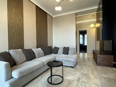 квартира за адресою Київ, Круглоуніверситетська вул., 14