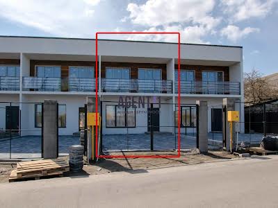 дом по адресу с. Софиевская борщаговка, Карденюка