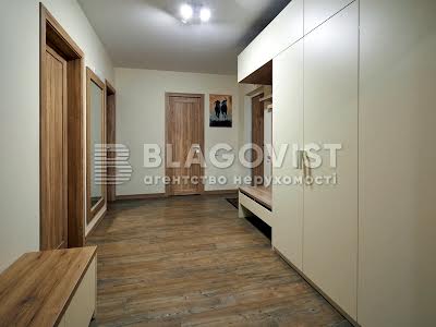 квартира по адресу Софии Русовой ул., 3-А