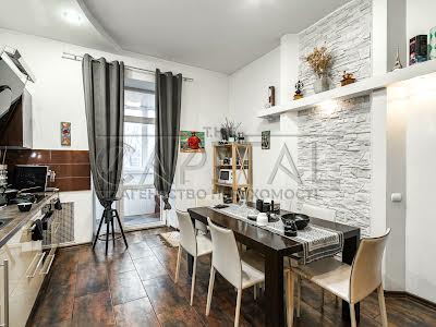 квартира за адресою Ярославська вул., 30