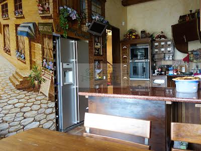 квартира за адресою Шота Руставелі вул., 38