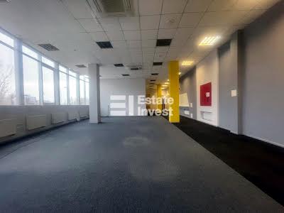 комерційна за адресою Отакара Яроша пров., 16