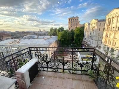 квартира по адресу Лютеранская ул., 6