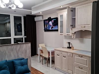 квартира по адресу Киев, Петропавловская ул., 40
