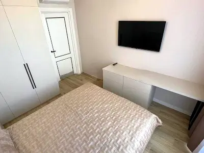 квартира по адресу Салютная ул., 2