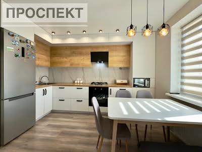 квартира за адресою Михайла Лушпи просп., 22/1