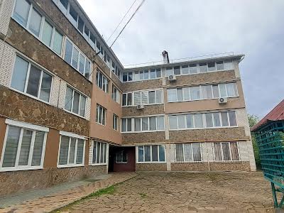 квартира за адресою Черняхівського вул., 28