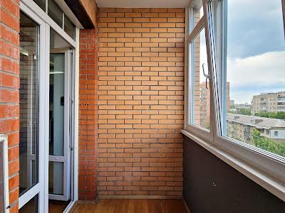 квартира за адресою Панаса Мирного вул., 8