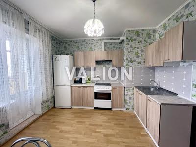 квартира за адресою Олени Пчілки вул., 4