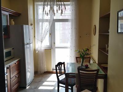 квартира по адресу Евгения Коновальца ул. (Щорса), 32-Б