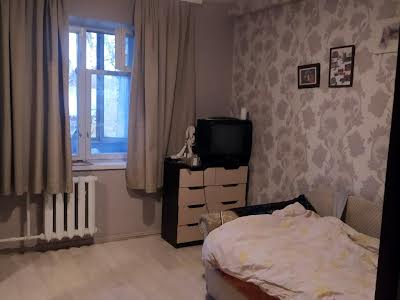квартира за адресою Святошинська вул., 31