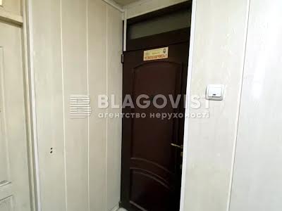комерційна за адресою Тараса Шевченка пров., 13/21