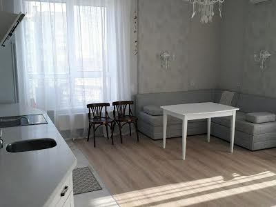 квартира по адресу Леси Украинки бульв., 7в