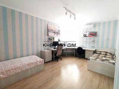 квартира за адресою Драгоманова вул., 40-Е