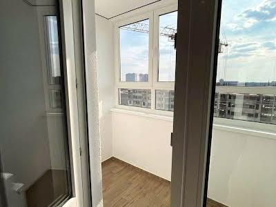 квартира по адресу Озёрная ул., 27А