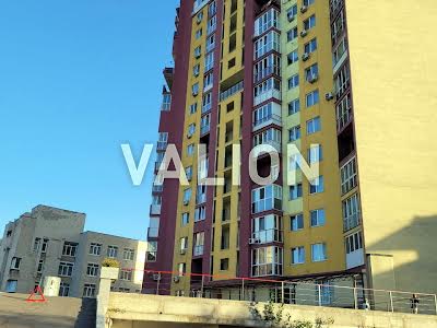 комерційна за адресою Вахтанга Кікабідзе вул. (Булгакова), 12а