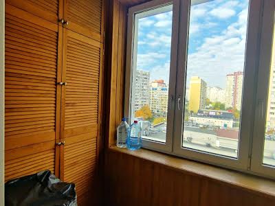 квартира за адресою Срібнокільська вул., 3-А