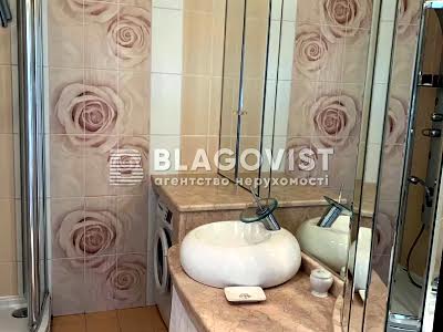 квартира по адресу Шота Руставели ул., 44