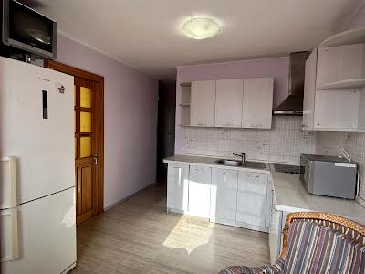 квартира за адресою Героїв Дніпра вул., 38-Е