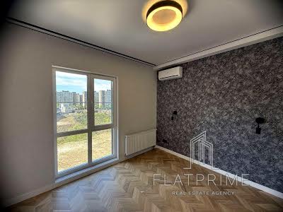 квартира за адресою Михайла Максимовича вул. (Онуфрія Трутенка), 24-В