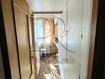 квартира за адресою Дарницький бульв., 9