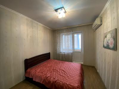 квартира за адресою Зої Гайдай вул., 3
