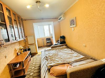 квартира по адресу Героев Полка 